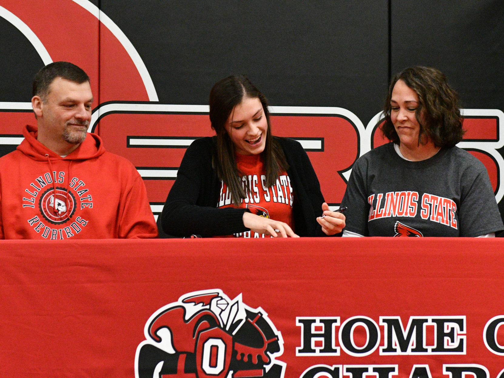 121918-orionsigning-009a.jpg